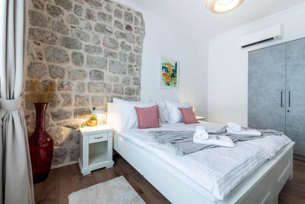 Flora-Heartbeat Old City Three Bedrooms Apartment Dubrovnik Kültér fotó